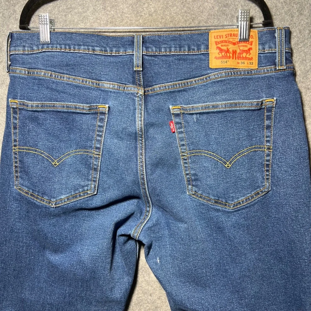 Levis 514 Straight Fit Mens Jeans Blue Denim 36x32 Distressed Stretch